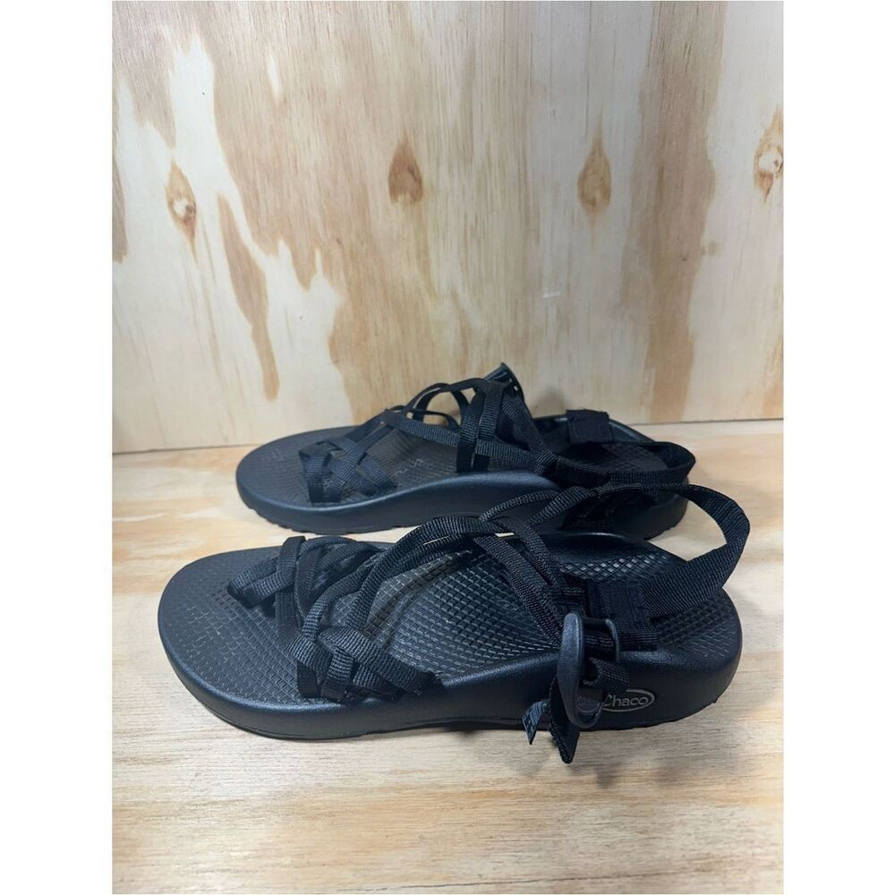 Chaco Black Strappy Sandals Women’s Size 10